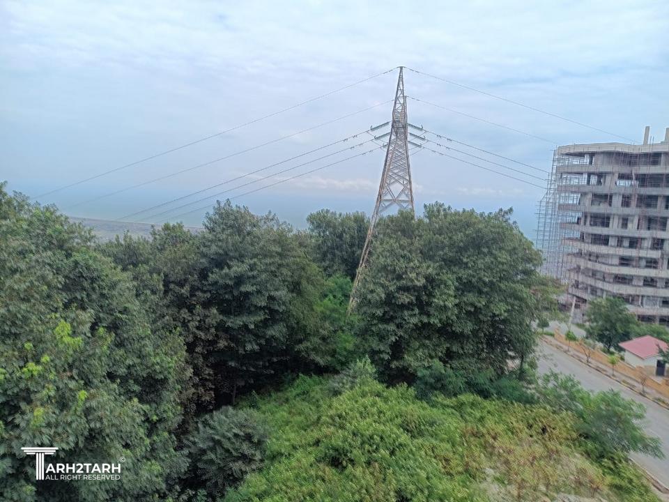 تصویر از بام همسایه 4 طبقه شرقی