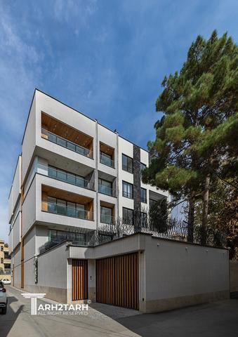 ساختمان مسکونی آذر