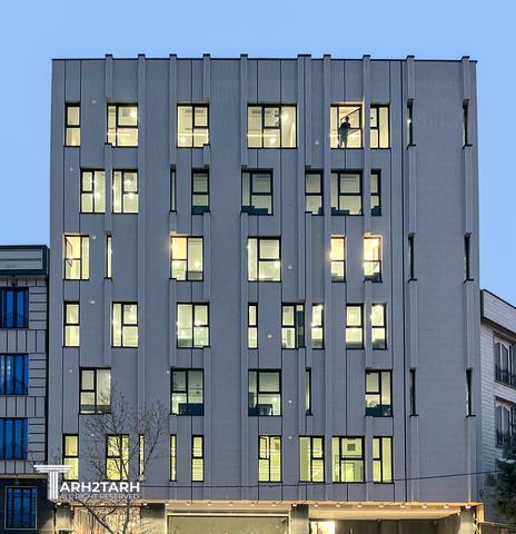 ساختمان هلدینگ پارس فنر