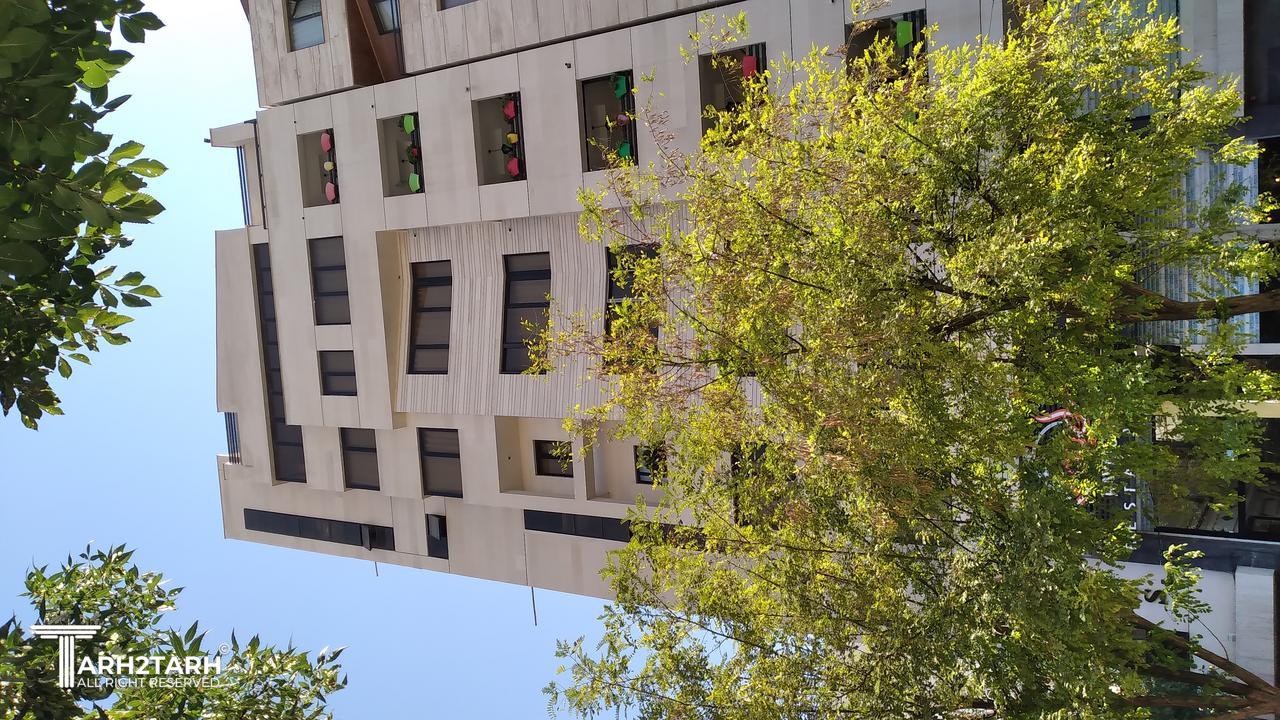 ساختمان مسکونی 