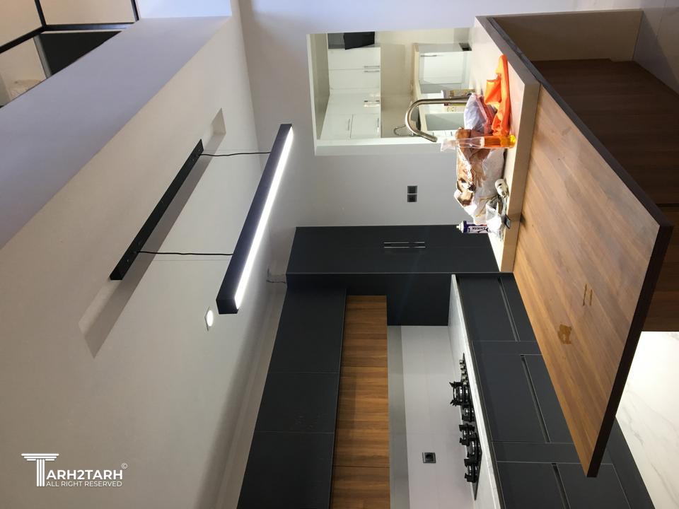  اشپزخانه و مطبخ به صورت جداگانه طراحی شده 