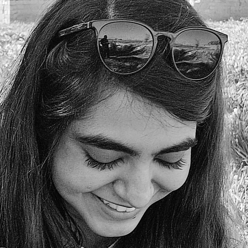 یاسمین مهرنیا