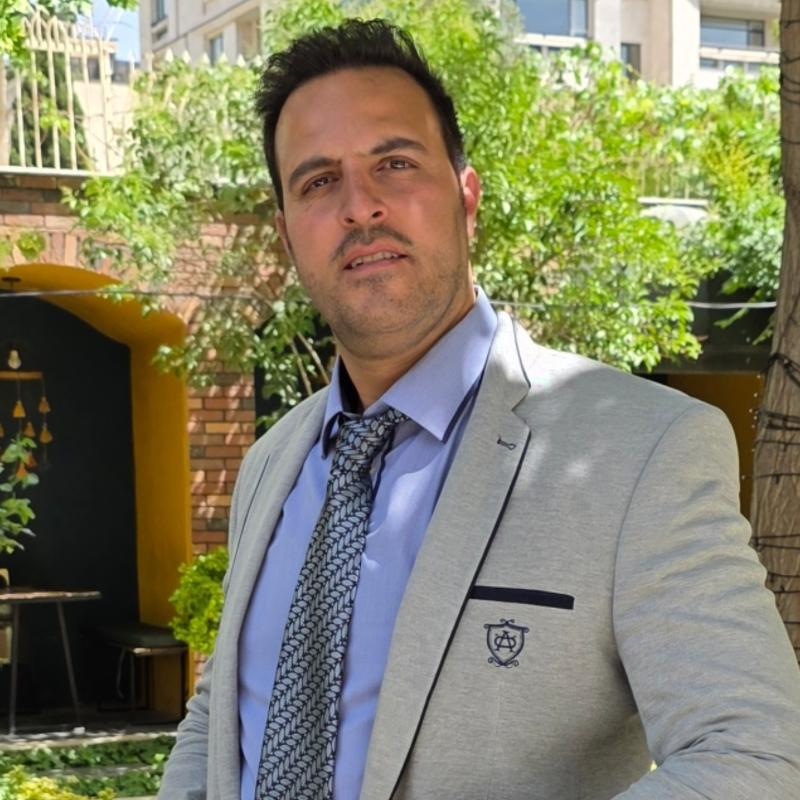  احسان کمالی نژاد