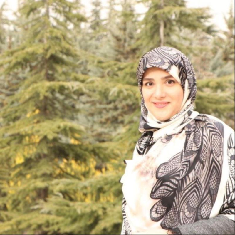 نفیسه  فغانی 