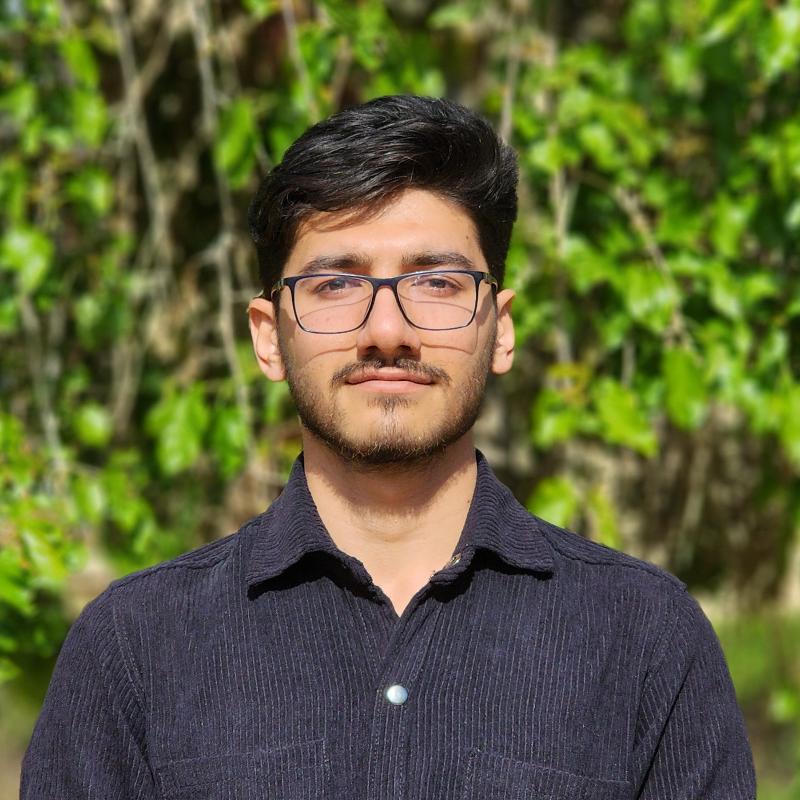 یاسین نامور