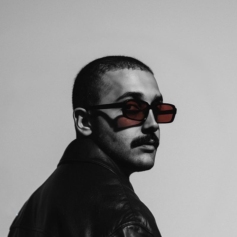 سینا احراری