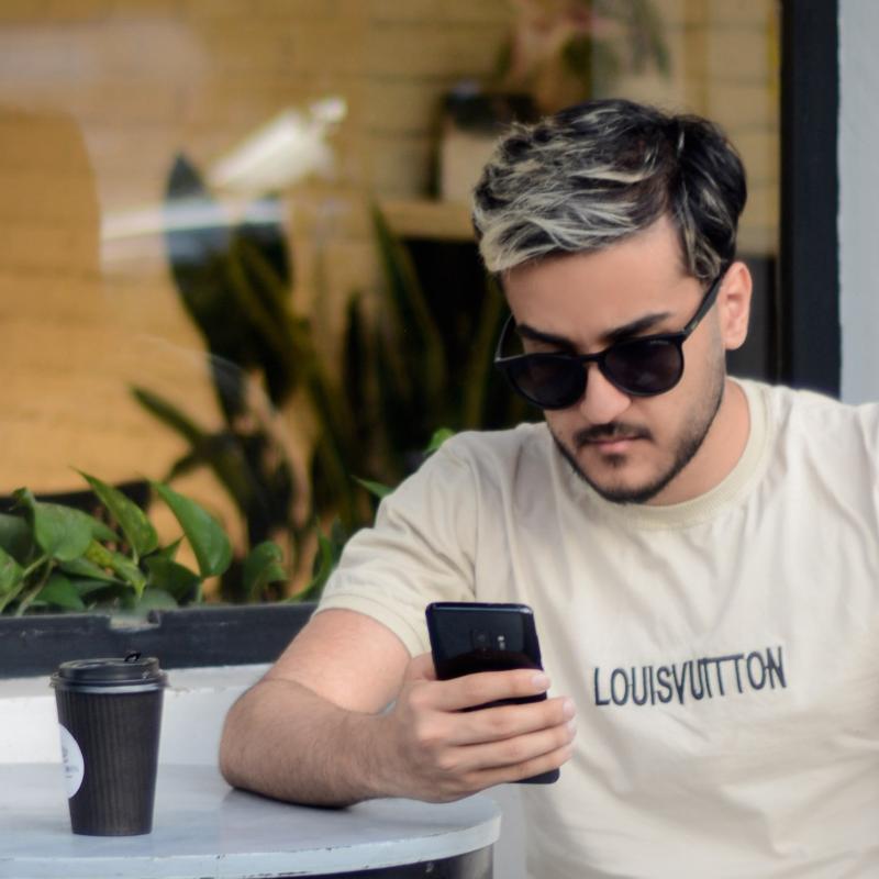  علی صفرزاده