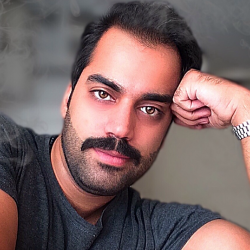 وحید حق شناس