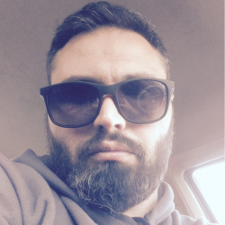 علیرضا حسین زاده