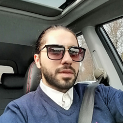 ساسان نواری فر