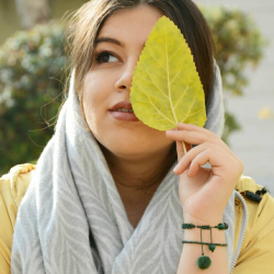 مینا دهقانی