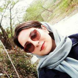 مینا نورزاده