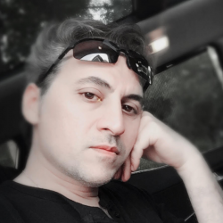 کامبیز هدایتی