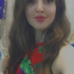 مریم حسینی