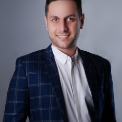 سید علی  موسوی