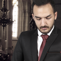 علیرضا موسوی