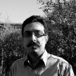 فرامرز عزتی