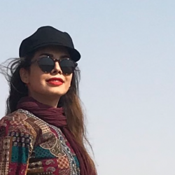 عاطفه محمدزاده